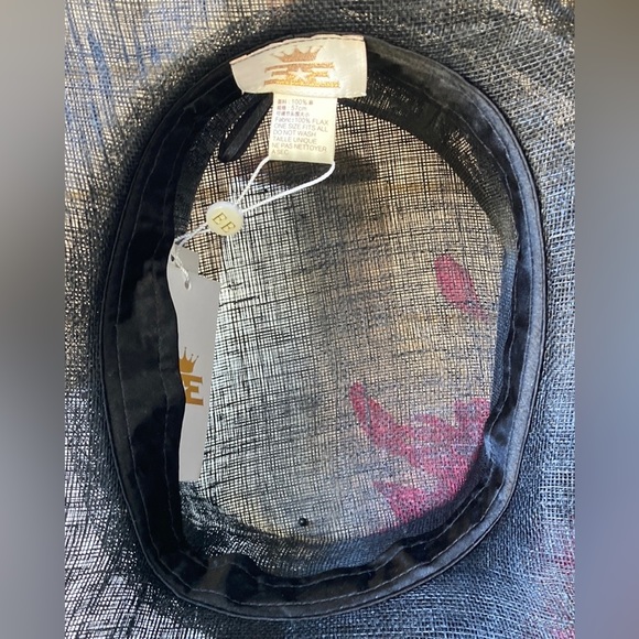 Gorgeous Derby Hat Flax Black W/Fuchsia Feathers - Picture 8 of 15